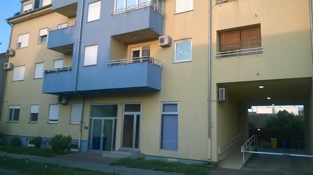 Apartman Mario Osijek Exterior foto